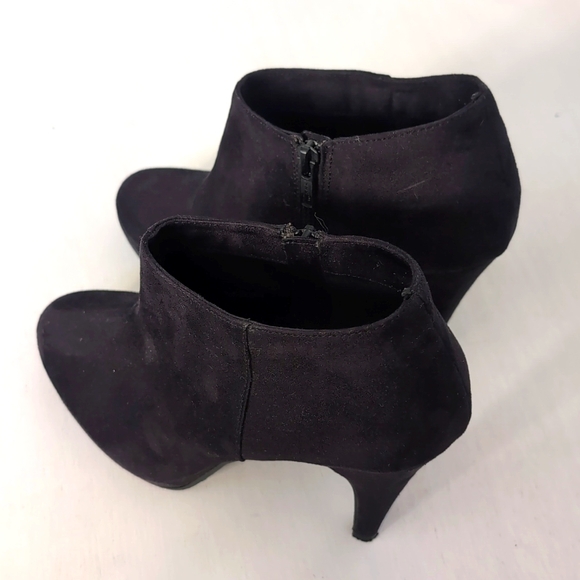 H&M Booty Heels - Picture 2 of 5